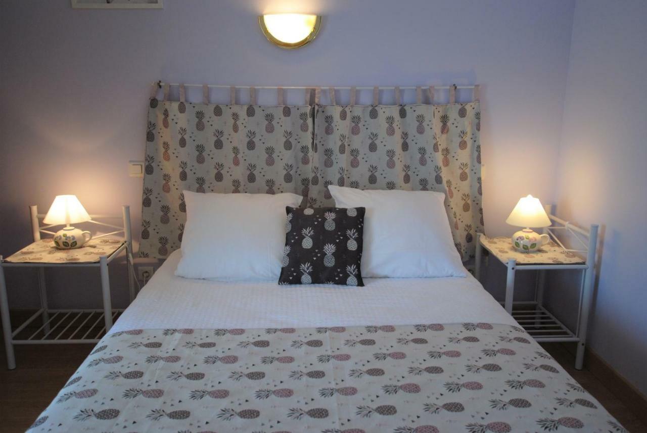 Bed and Breakfast La Janenquelle Sarry  Экстерьер фото
