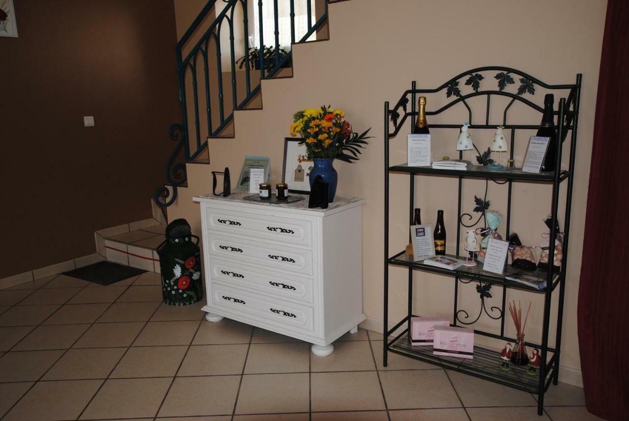 Bed and Breakfast La Janenquelle Sarry  Экстерьер фото